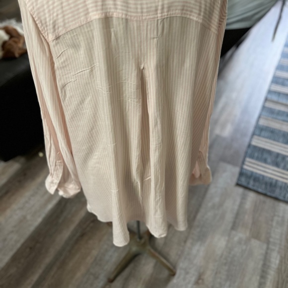 Blouse - Picture 2 of 2